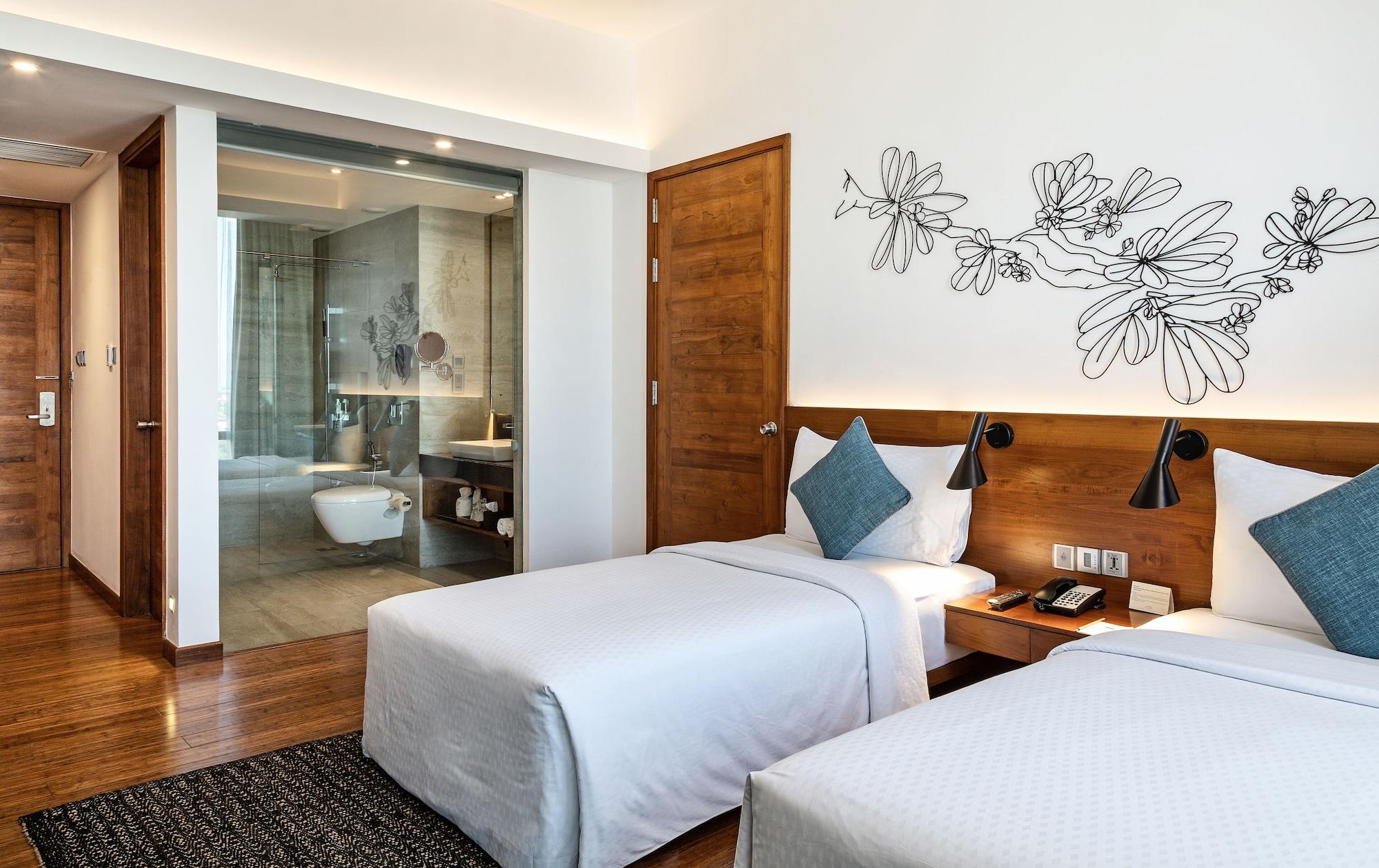 Отель Jetwing Colombo Seven Экстерьер фото