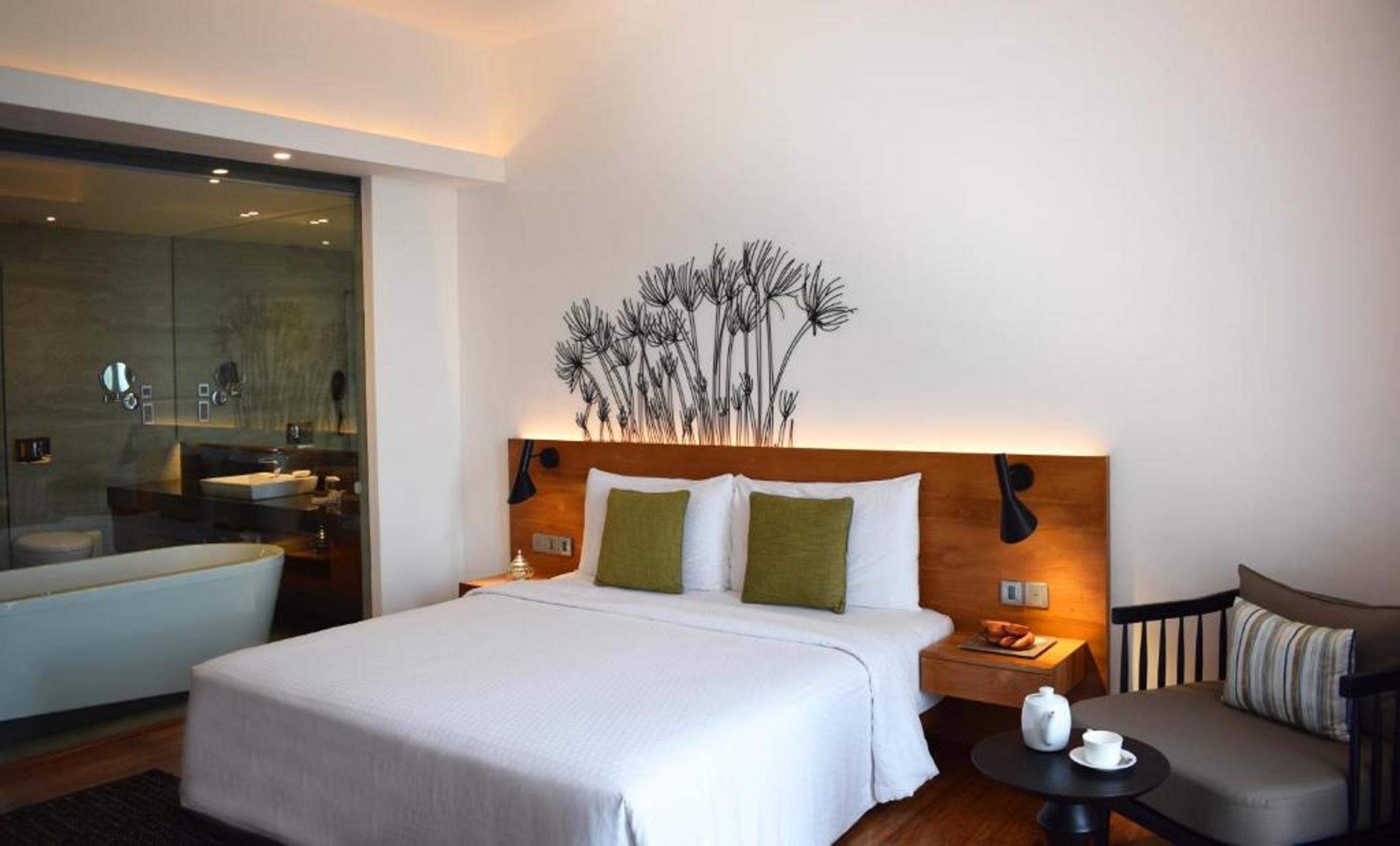 Отель Jetwing Colombo Seven Экстерьер фото
