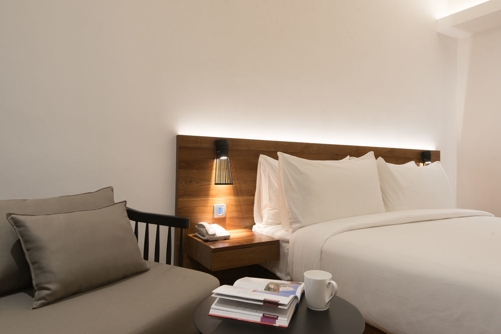 Отель Jetwing Colombo Seven Экстерьер фото