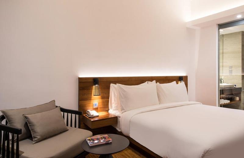 Отель Jetwing Colombo Seven Экстерьер фото